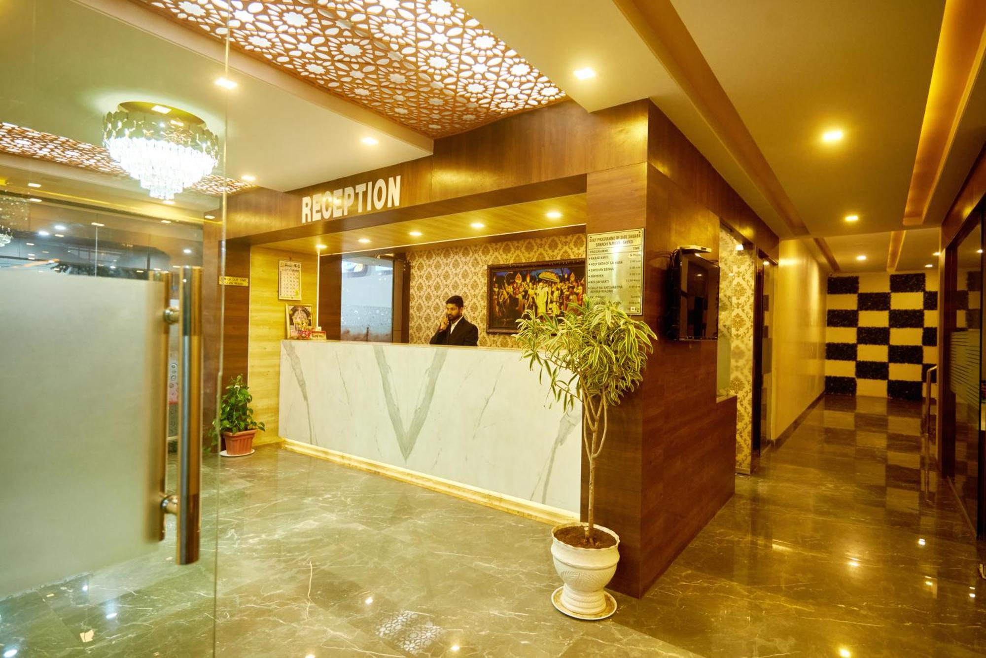 Sai Vidisha Palace Shirdi Εξωτερικό φωτογραφία